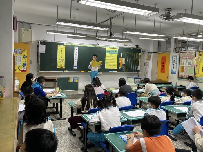 閩南語朗讀圖片